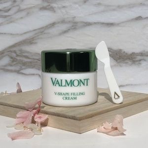 NEW Valmont V-Shape Filling Cream